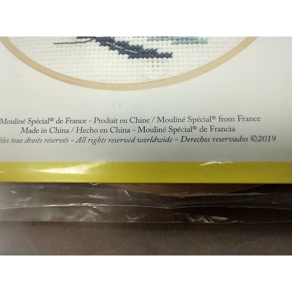 DMC Cross Stitch Kit Exotic Flowers Hummingbird 5.9" Hoop - Picture 10 of 10